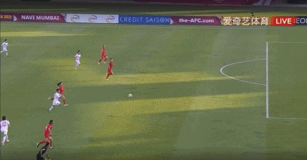 1643550460586042036.gif 女足0比1.gif