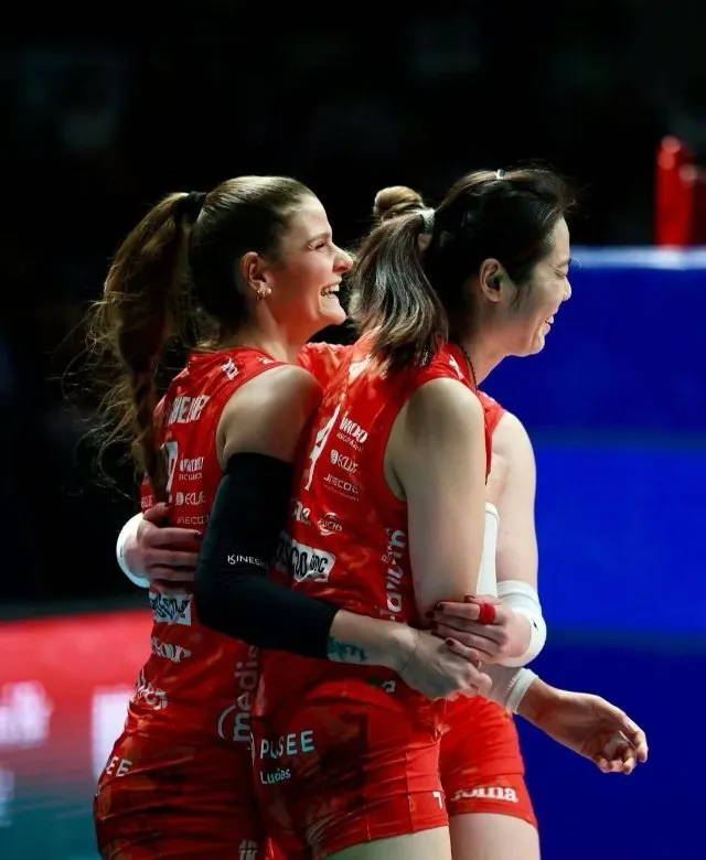 世界杯竞猜-女排主攻分南北？别让地域偏见，耽误了中国女排的未来|庄宇珊|惠若琪|吴梦洁|陈忠和|郎平_新浪体育_新浪新闻